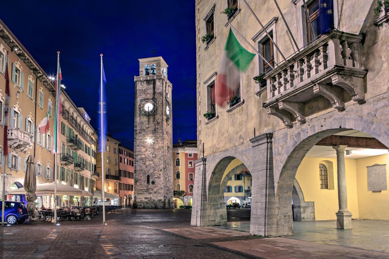 Casa O-Live Daire Riva del Garda Dış mekan fotoğraf